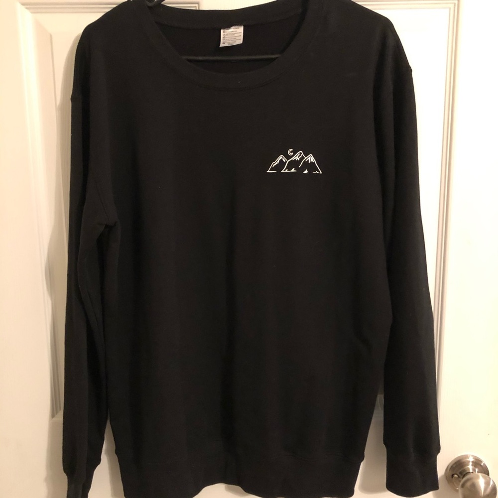 Cute minimal sweatshirt